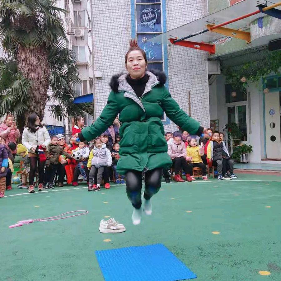 鹏为了亲贝开心果幸福美满小彭