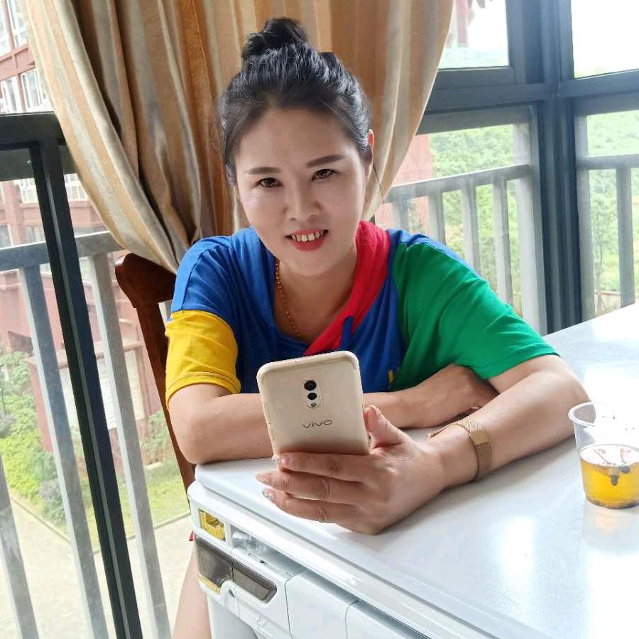 仁怀八姐の爱多步智能按摩鞋