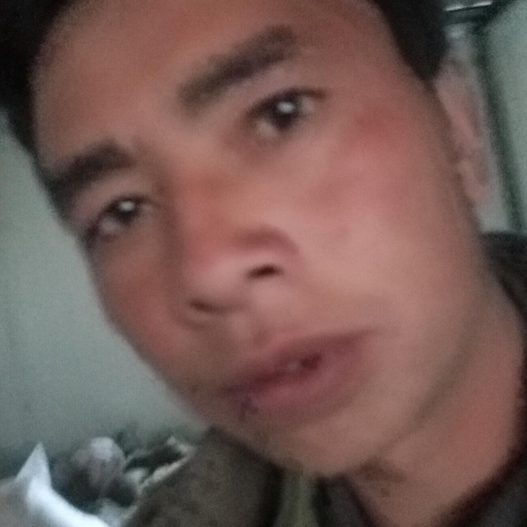 于是
