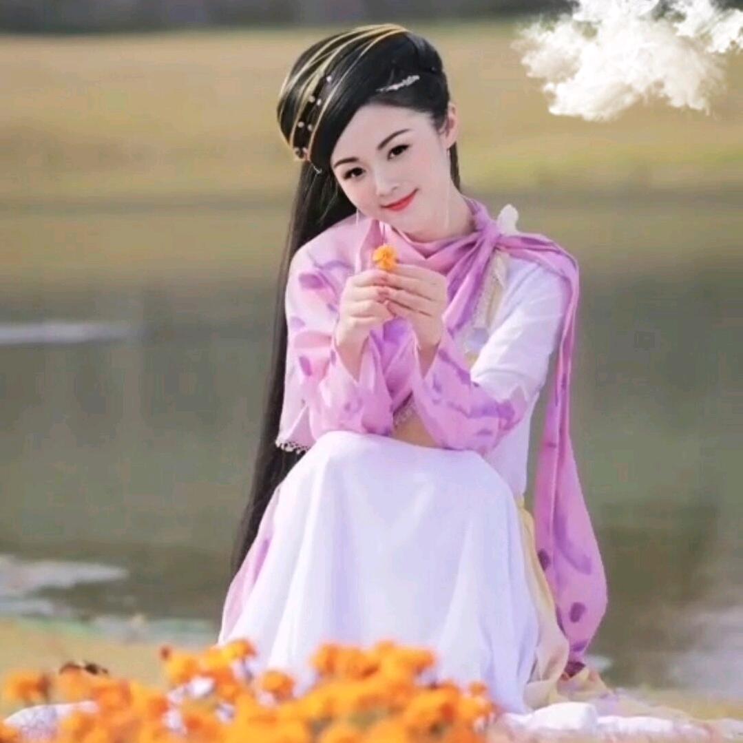 “只若初见”🌻