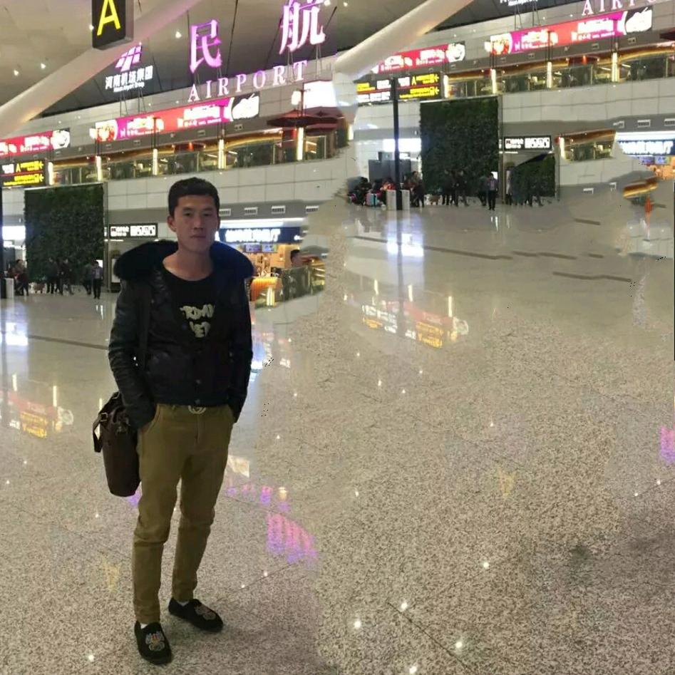 广西太湖石今山小罗奇石批发经营部