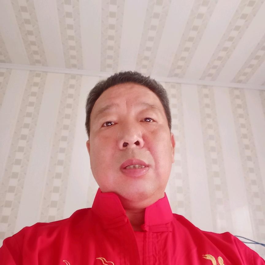 蒋显球