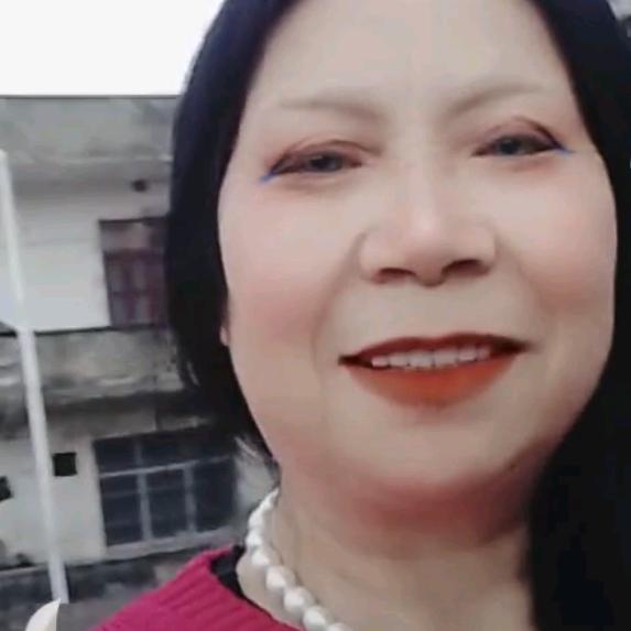 美好时光，邓书美。