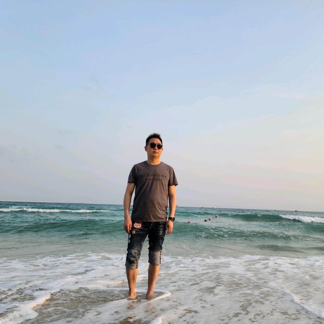 李青（夜店声光电）