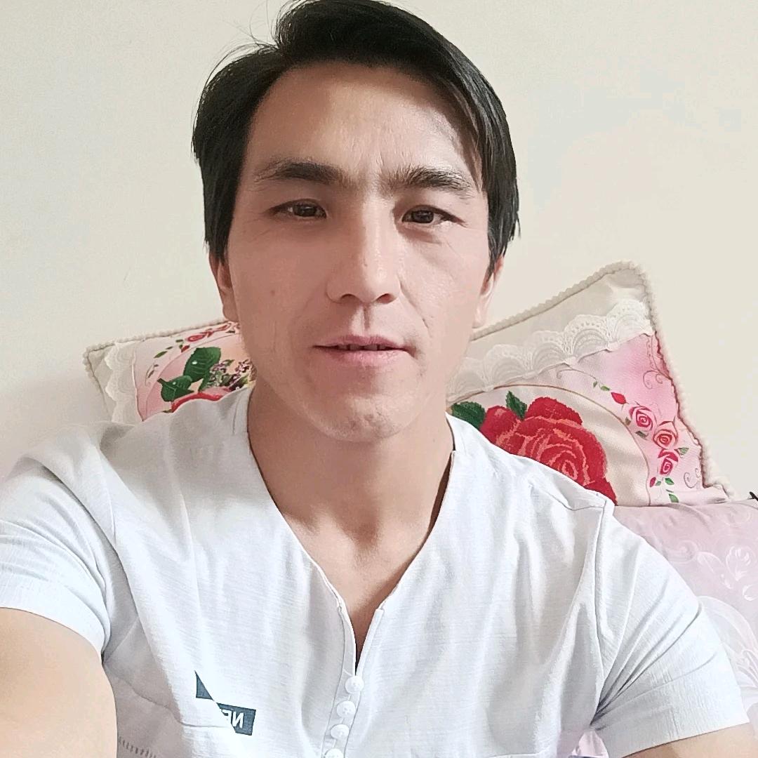 愛山歌小李