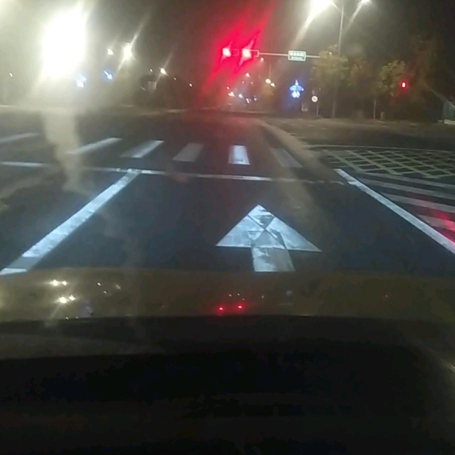 飒爽小俊