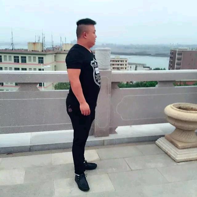 嘞一奥廖