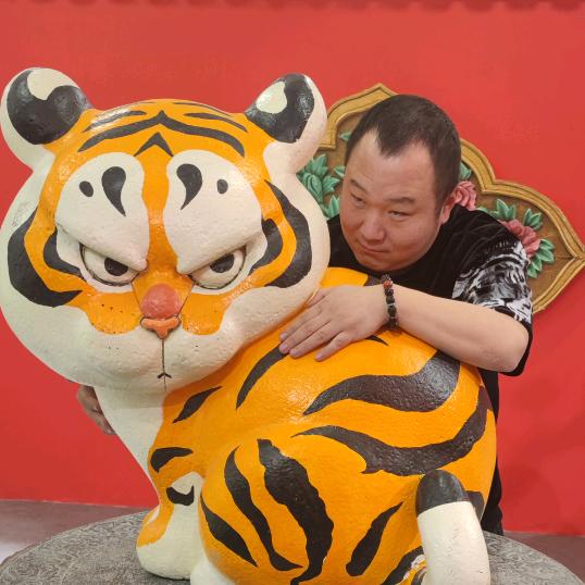 虎哥干啥呢
