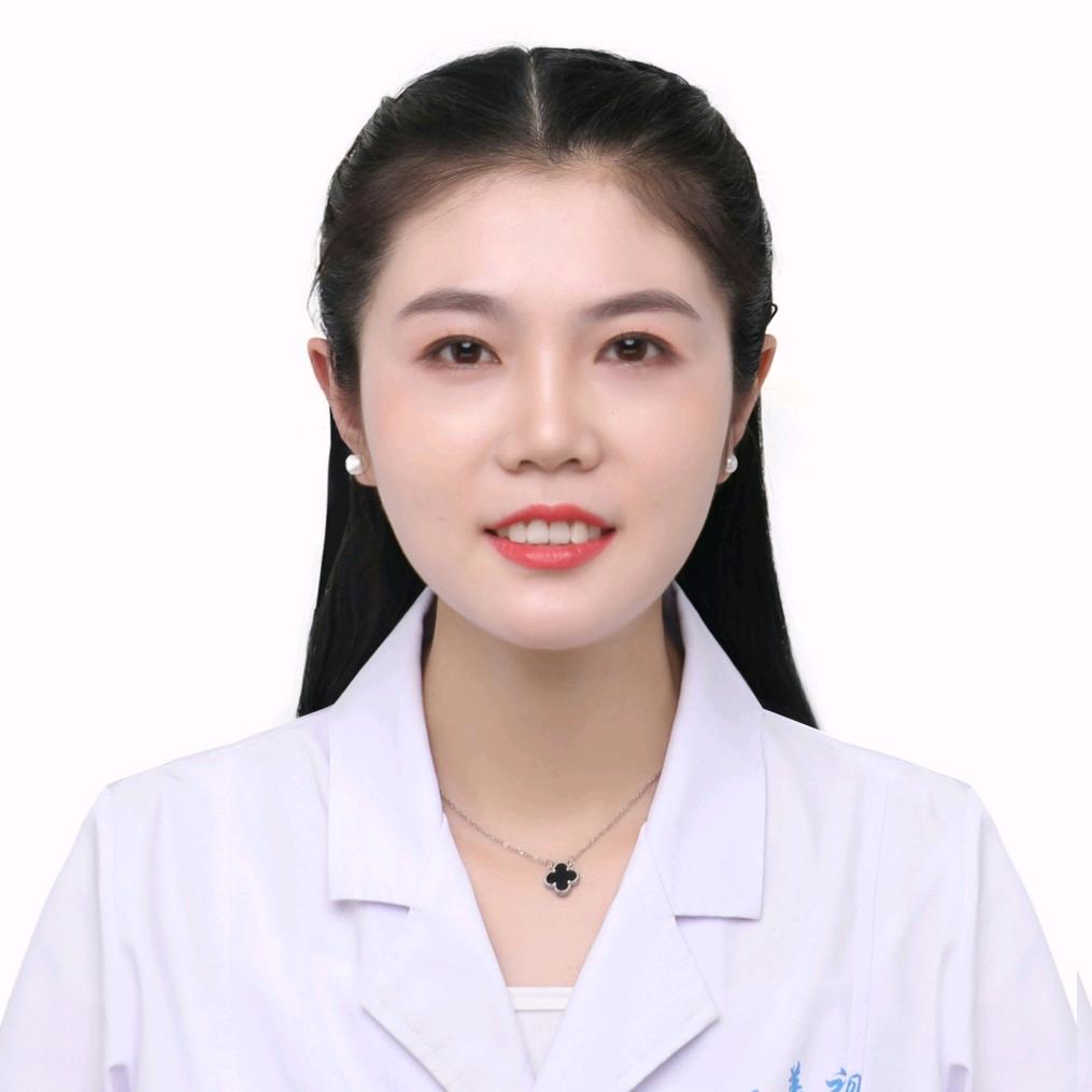 舒尔美眼镜六中店长