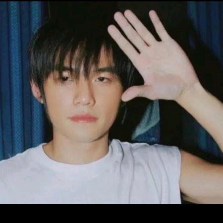 经常刷抖音刷到手机没电但还是经常刷抖音