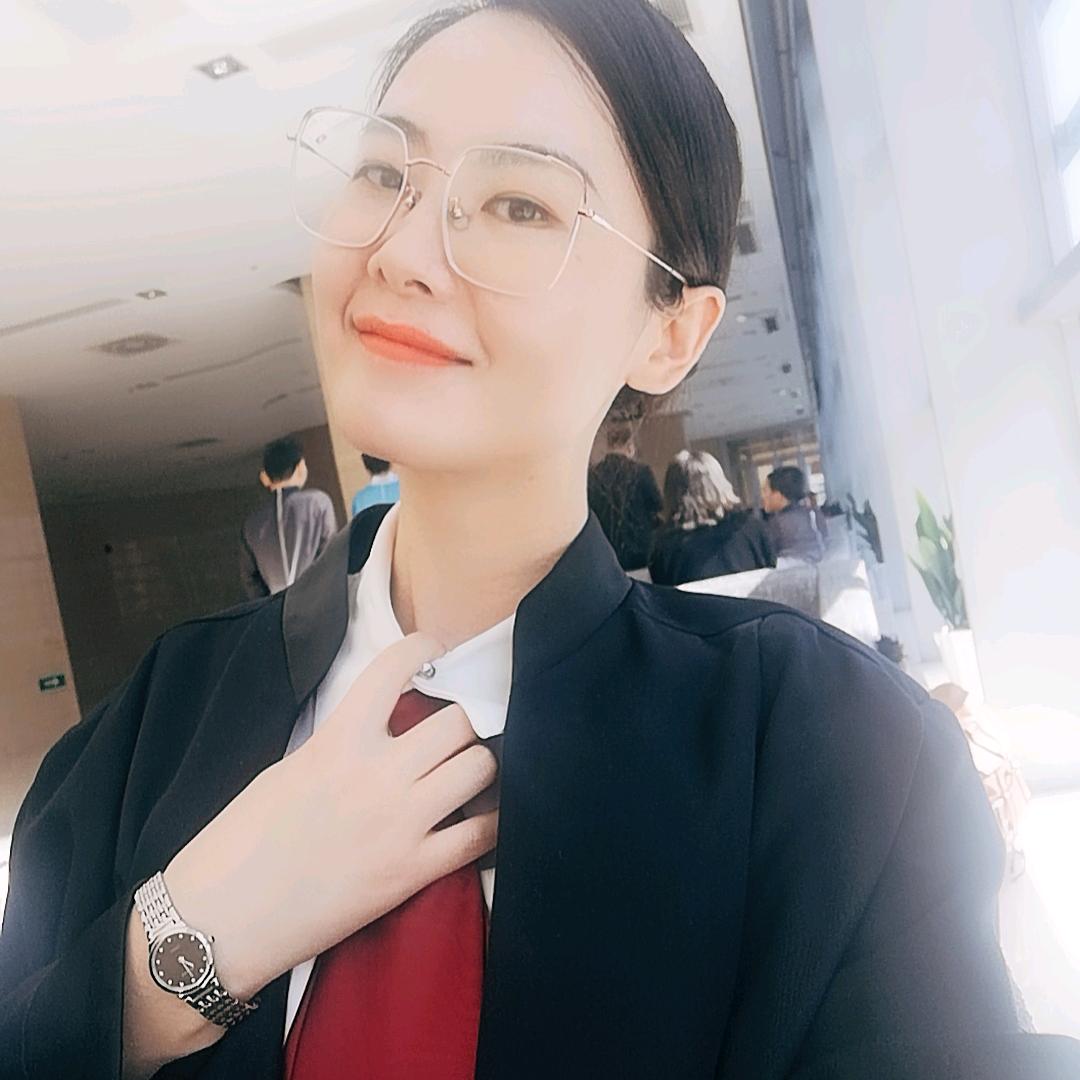 人间清醒陈（女性成长/从自卑到自信）