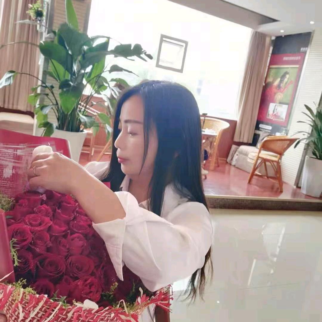 宣恩高罗店内墙多乐士漆，外墙保俪莱仿石漆