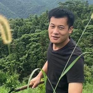 山里小易