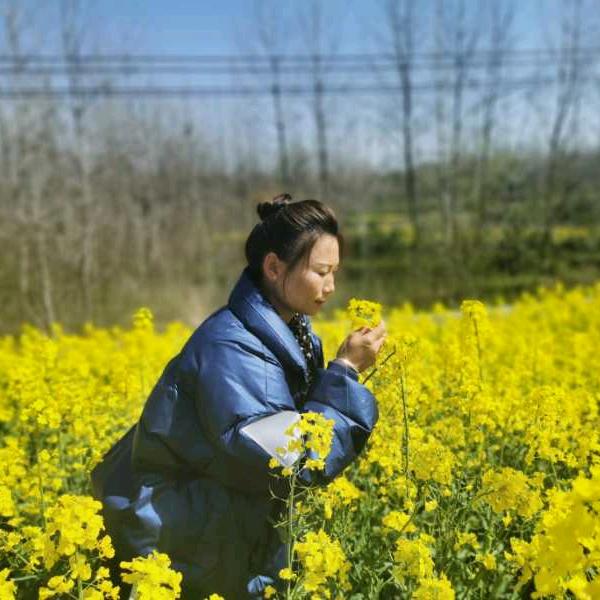 谷城军翔百货任艳飞