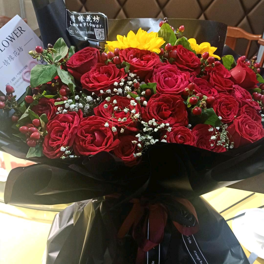 我不坚强，谁替我扛