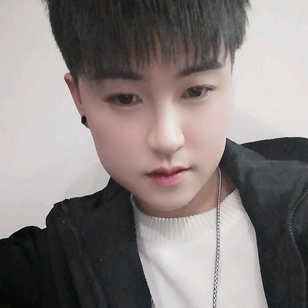 蓝♡ⅴ♡桉