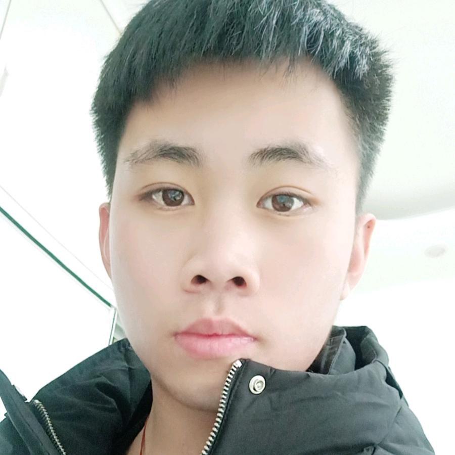 小鑫的幸福需要蜡笔😝