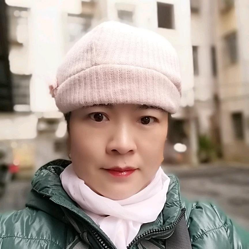- 　　画个逗号给明天〃