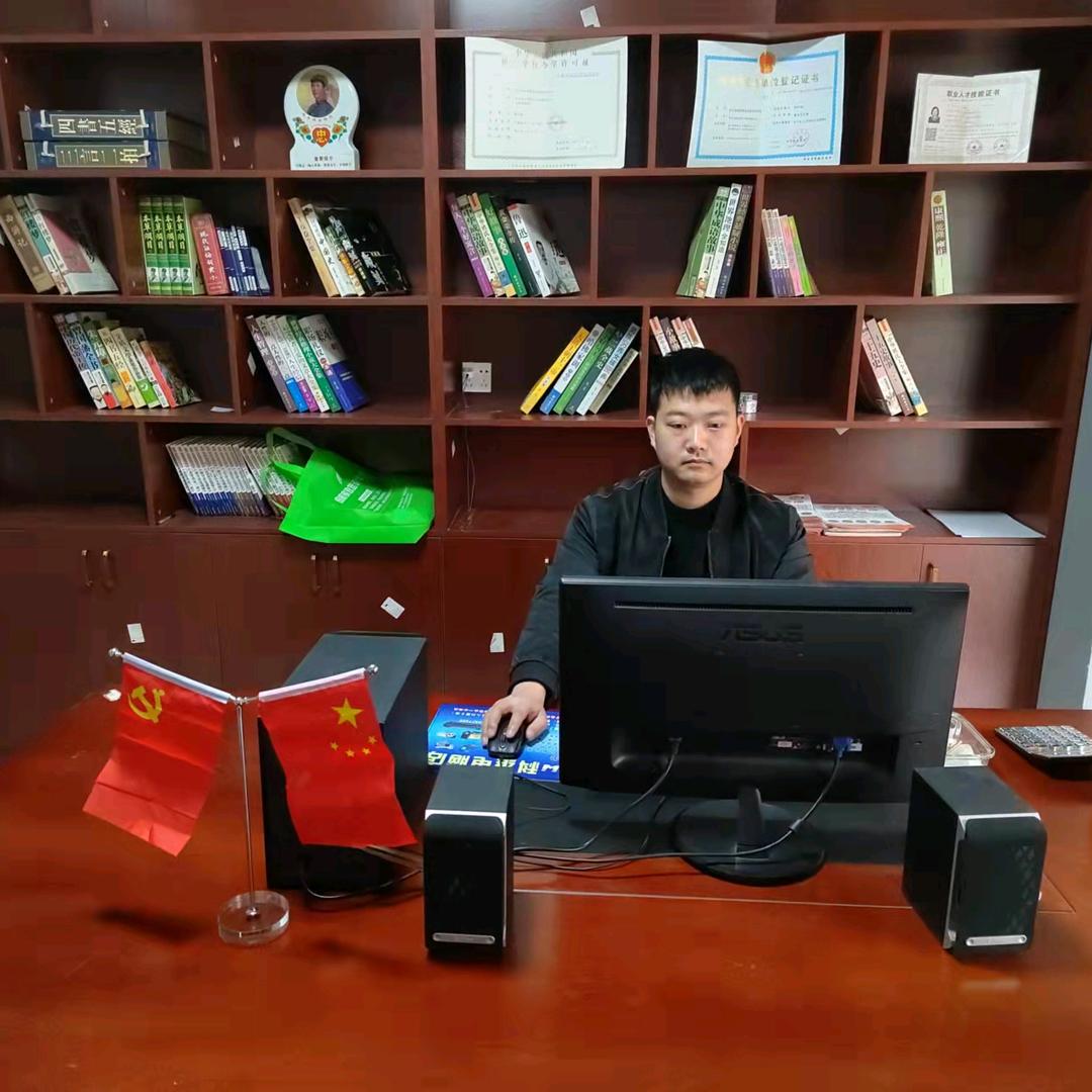 （李先生）