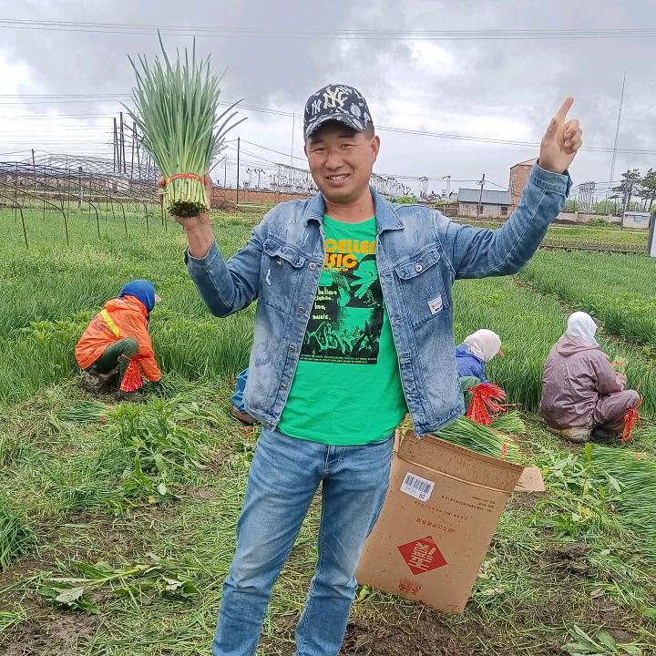 韭菜小哥佳欢家庭农场