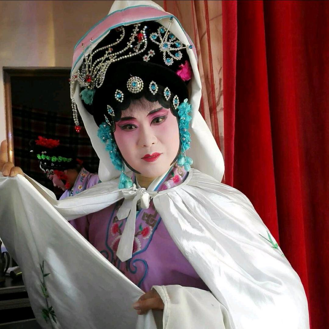 淮艺现场演出直播间