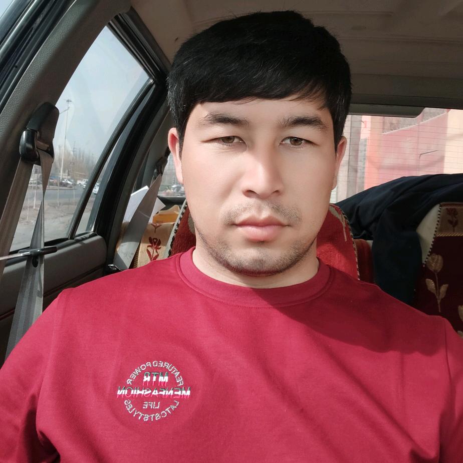 麦麦提图尔荪