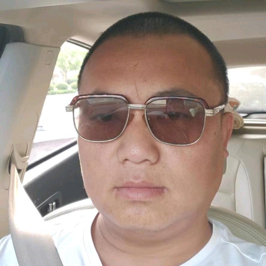 华东牛牛鸽业-丁华东