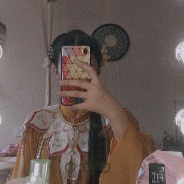 大恩不言谢女士