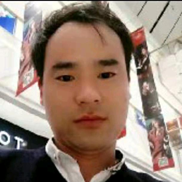李华斌