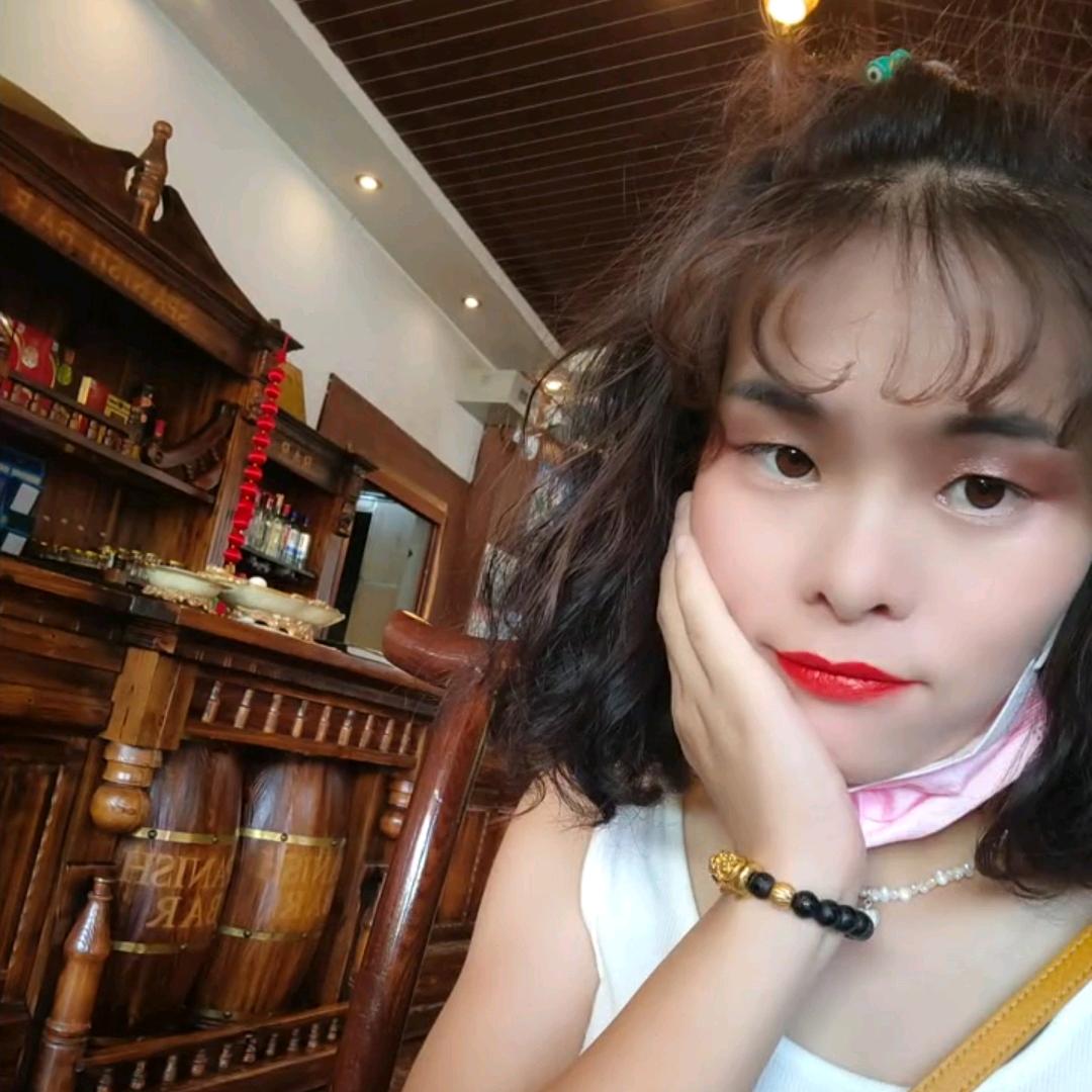 罗平花仙子鲜花花店花艺培训婚庆订婚布置