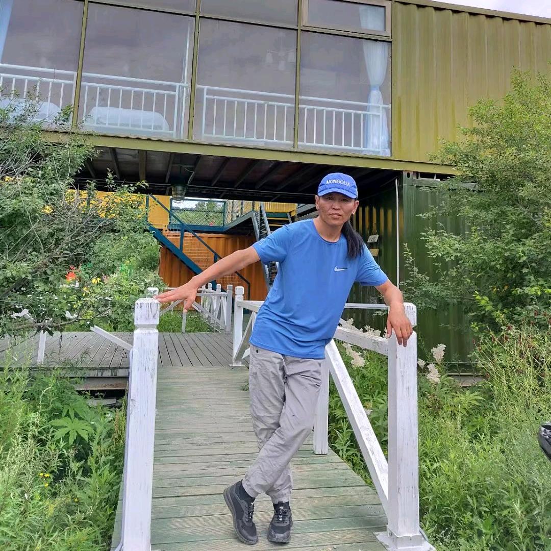 草原之声，萨仁呼