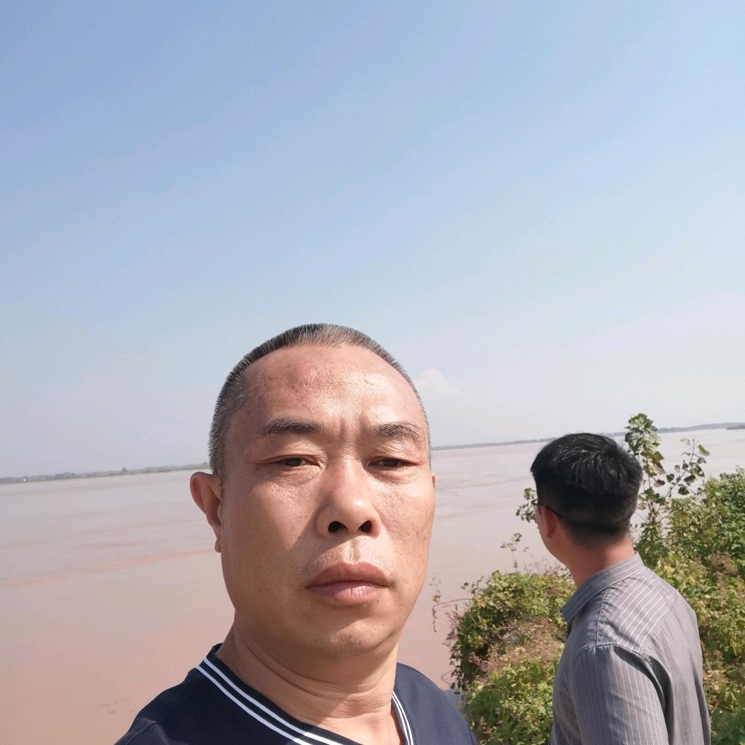 申红