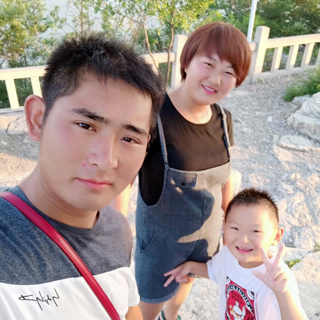 小哥，你别跑