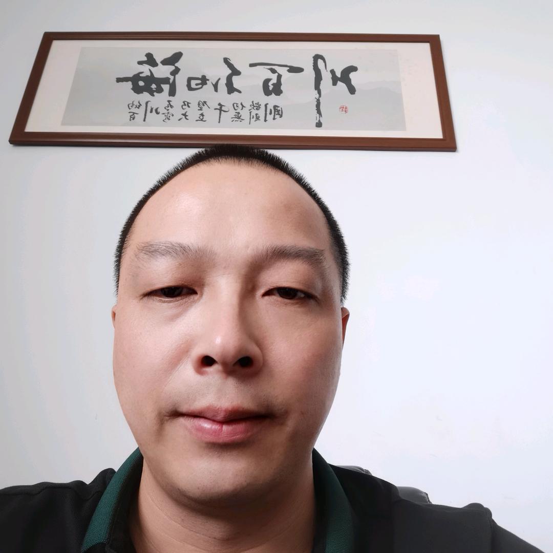 华亦腾精密模具&小陈