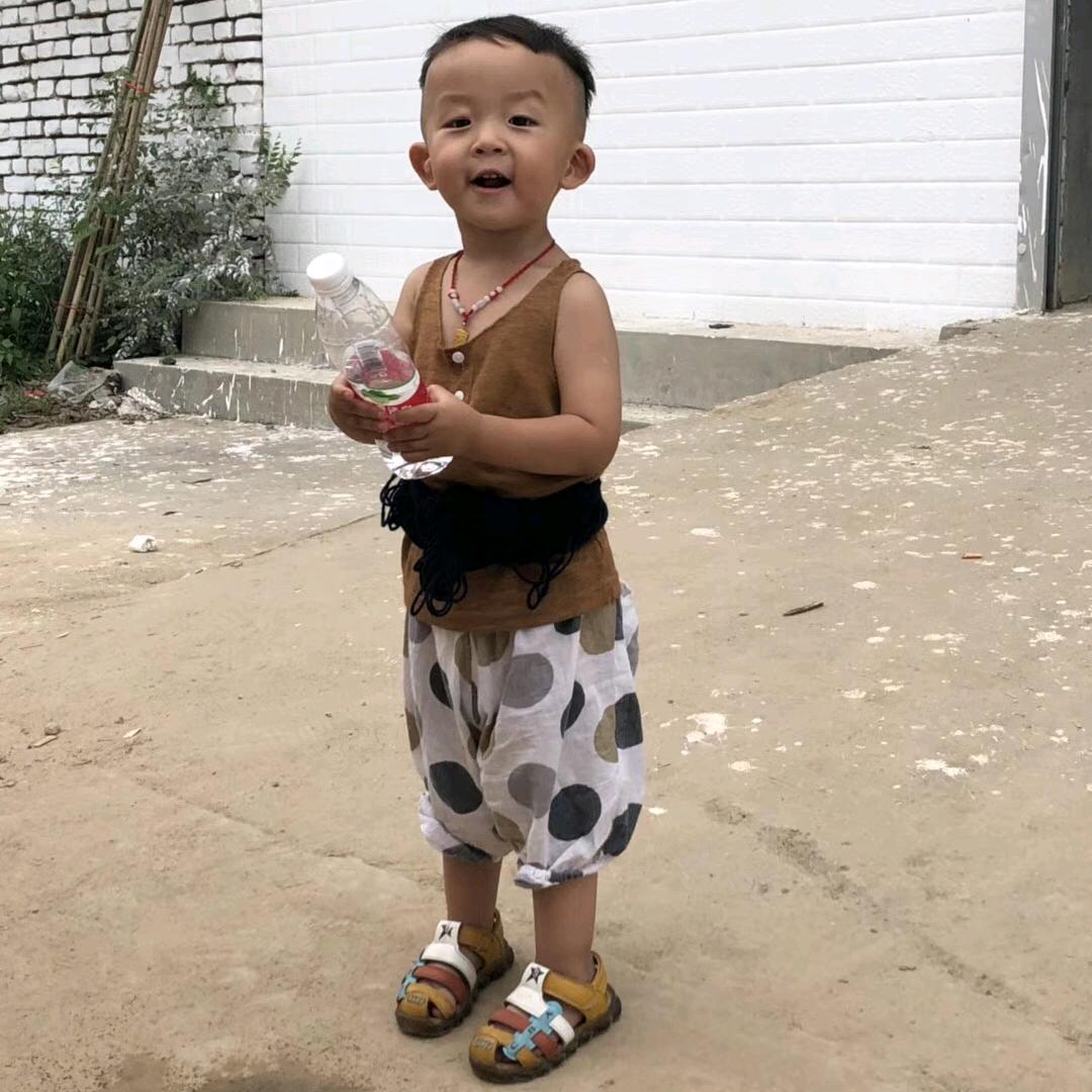 人工湖畔的剑客