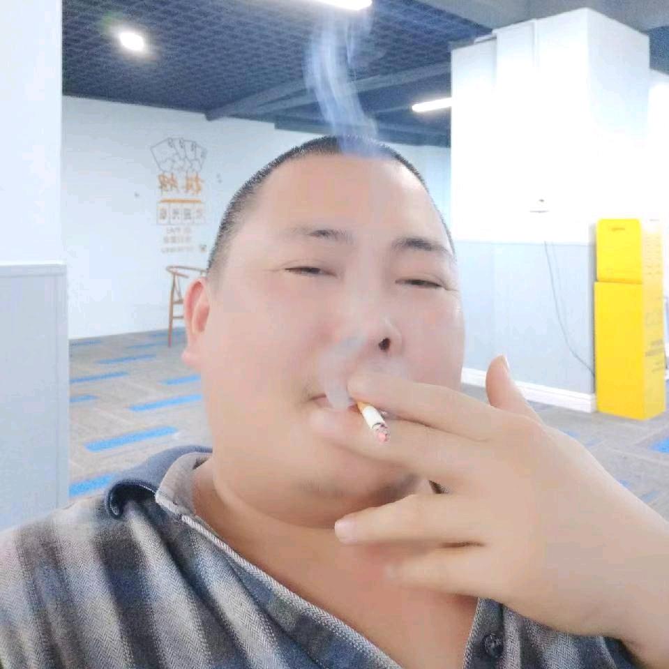 请叫我一声靓仔