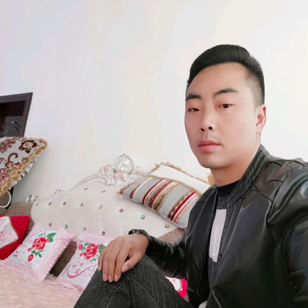 东莞市长安青松艺八台球室