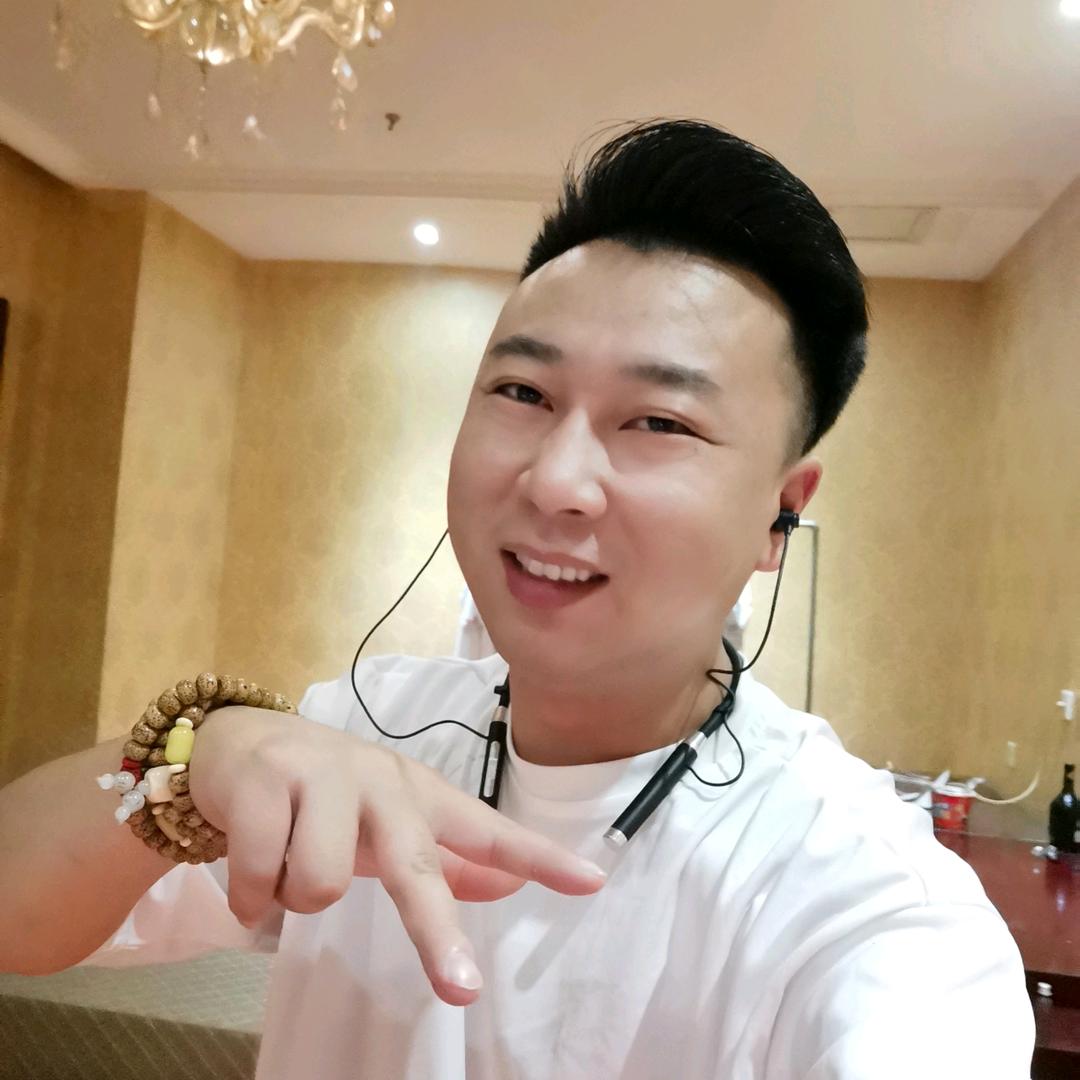 @地摊炒面《恒大名都东门》