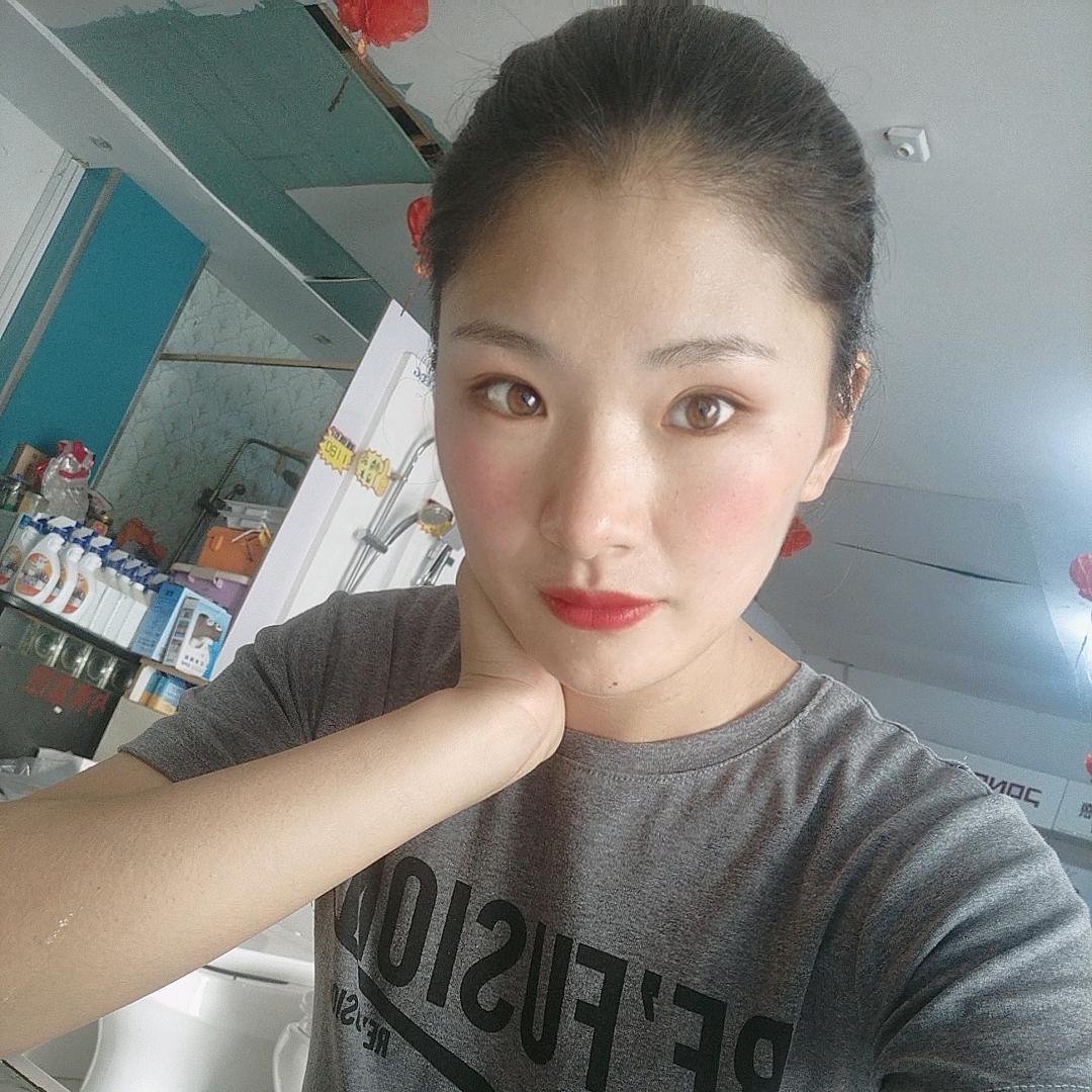 微微-.-