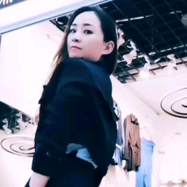 猫宁服装