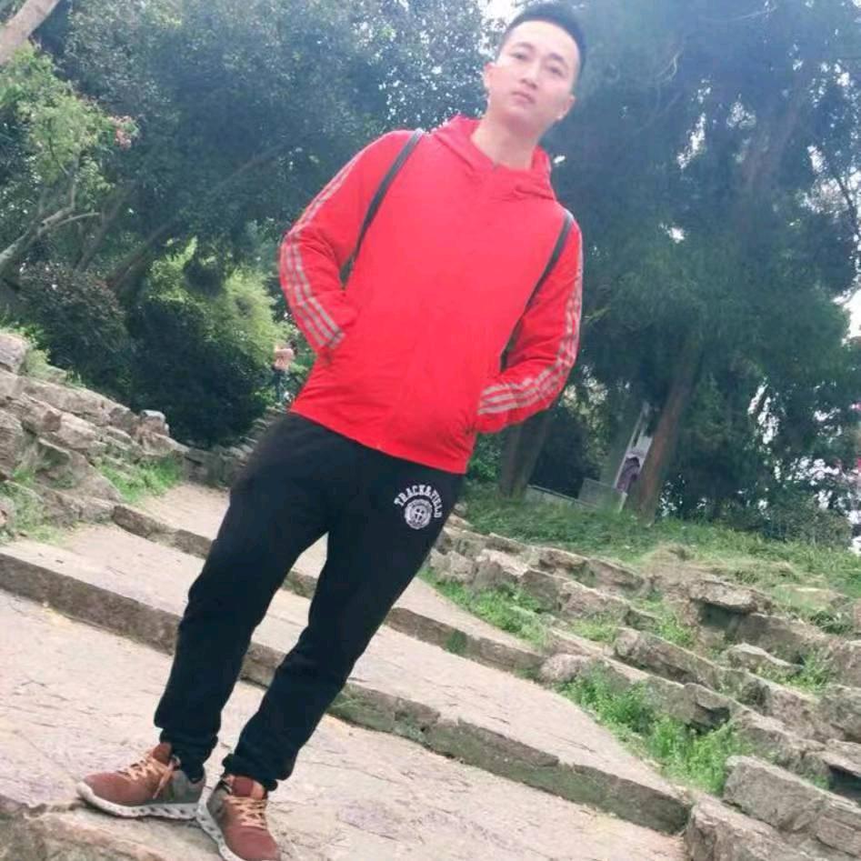 很帅的小周租房