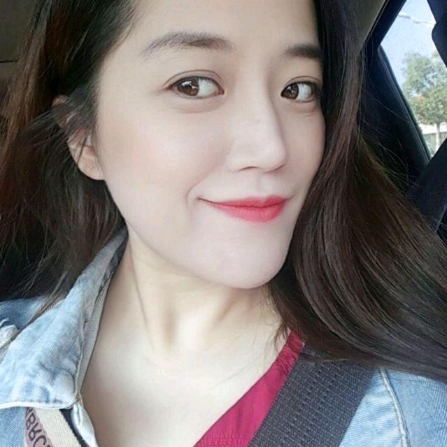 小慇同学