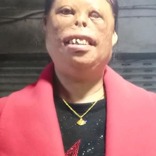 开心😊老娘