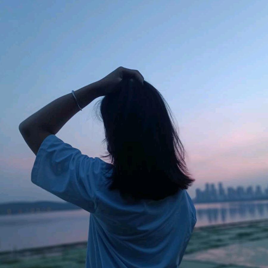 纠结的小师妹