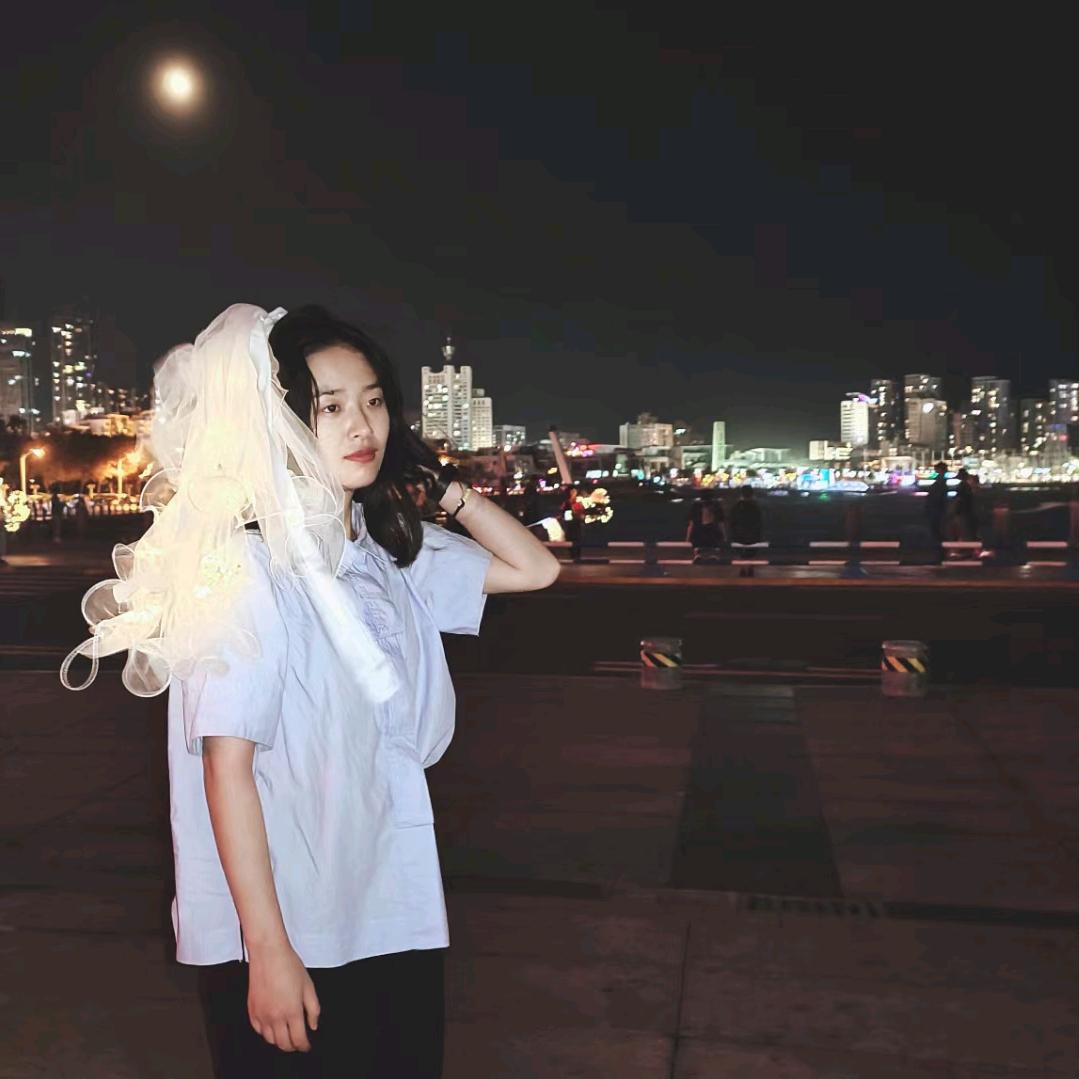 杨妍头像