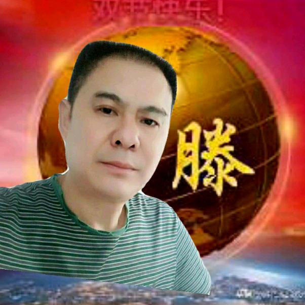 用寂寞下酒，与岁月干杯。