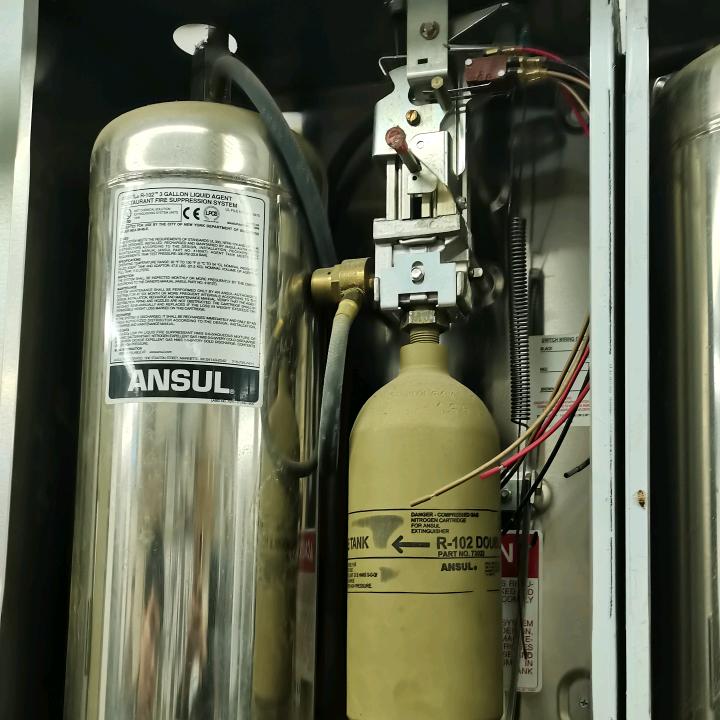 厨房灭火系统杨含苍