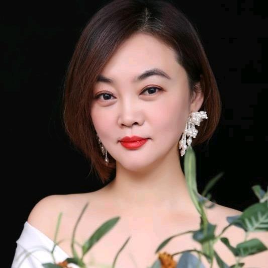 望都县艾嘉曼美容店