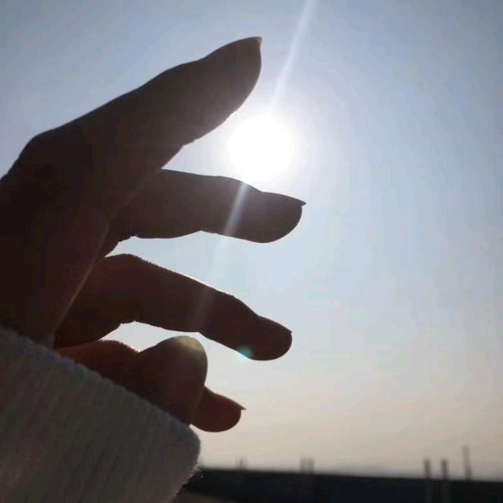 LV口口