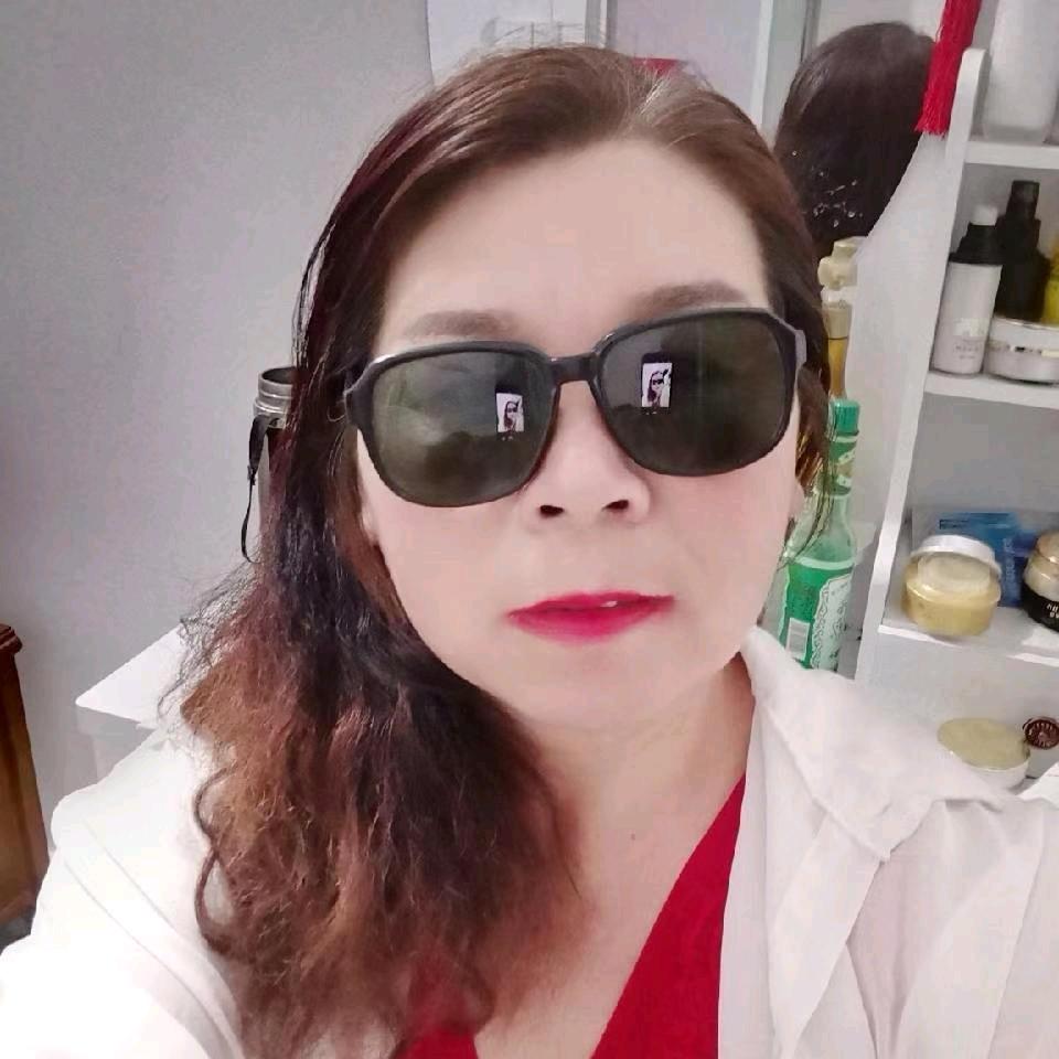 三姐妹